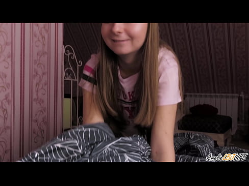 ❤️ Blonde Sucks her Best Friend Deeply και παίρνει σπέρμα στο στόμα της ☑ Ποιότητα σεξ ❌️❤